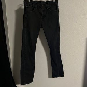 Mens Levi’s. Lightly worn. Dark grey/black. 32x32.